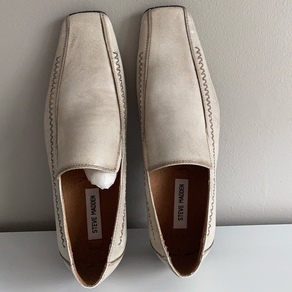 Steve Madden distressed look shoes - Picture 1 of 4